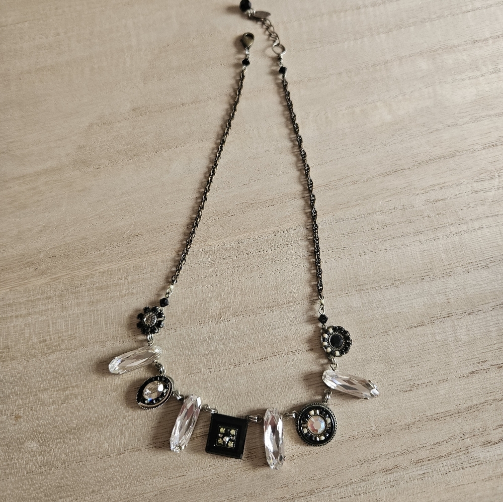 Firefly Crystal Necklace - Picture 2 of 10